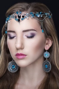 Easy Beach Hairstyles from Fringe Benefits Hair Salon in Gloucester