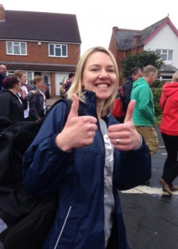 clare-on-the-start-of-the-walk-1